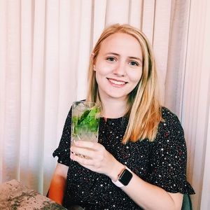 Meet your Posher, Aurora